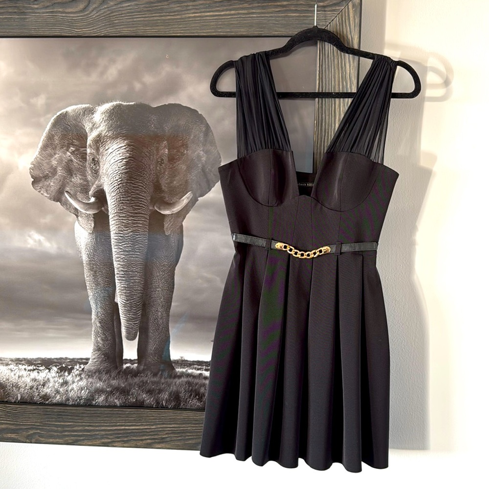 Stunning Black Halo Belted Cocktail Dress - size is missing but I think it’s a 6